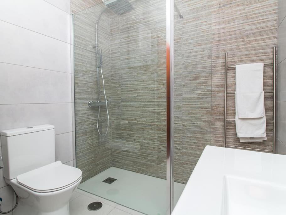 Central Apartment - Pool And Sea View & Albufeira Center Bagian luar foto
